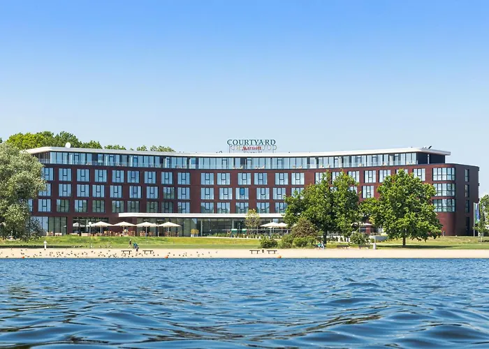 Courtyard By Marriott Wolfsburg