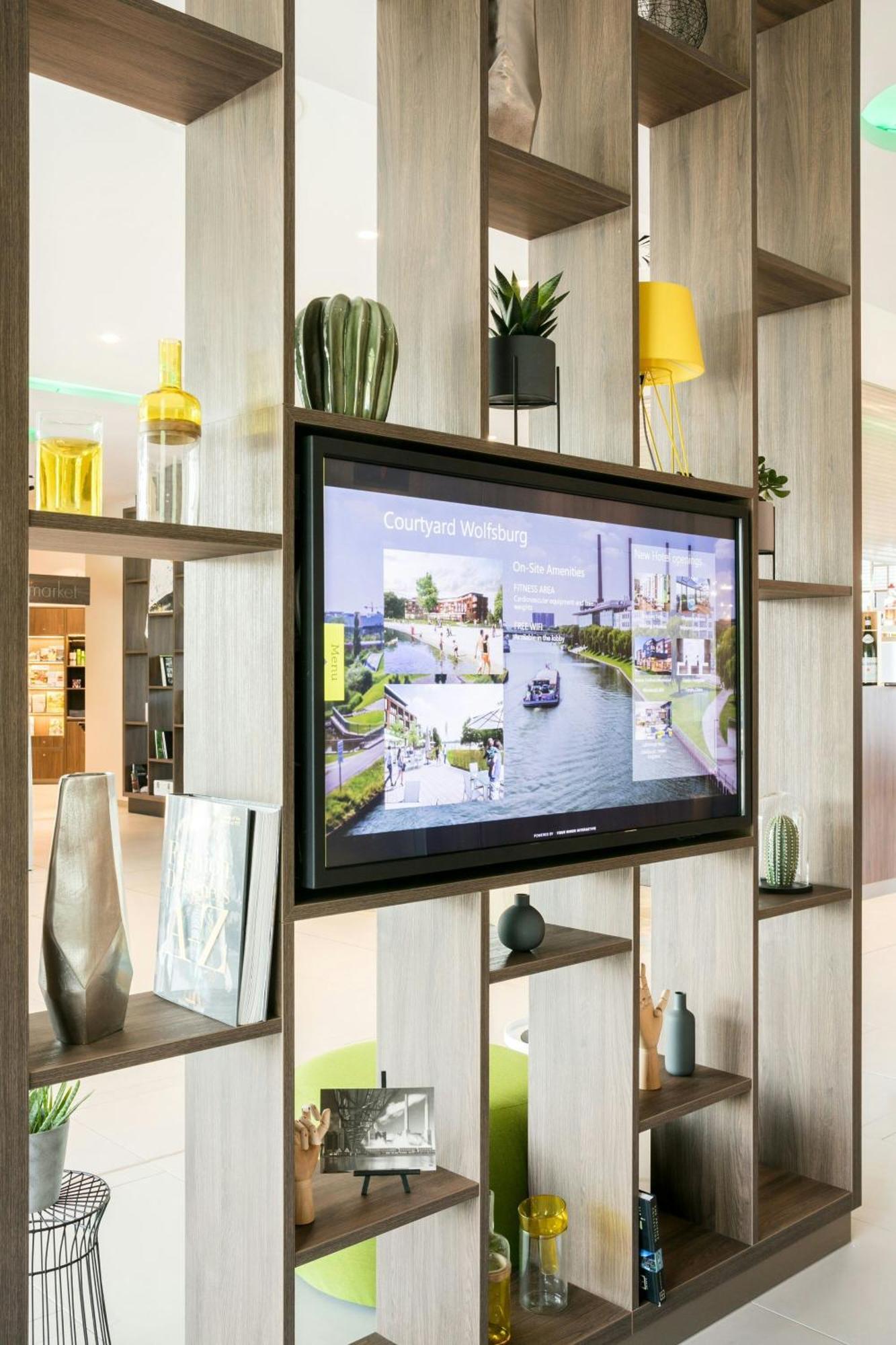 Hotel Courtyard By Marriott