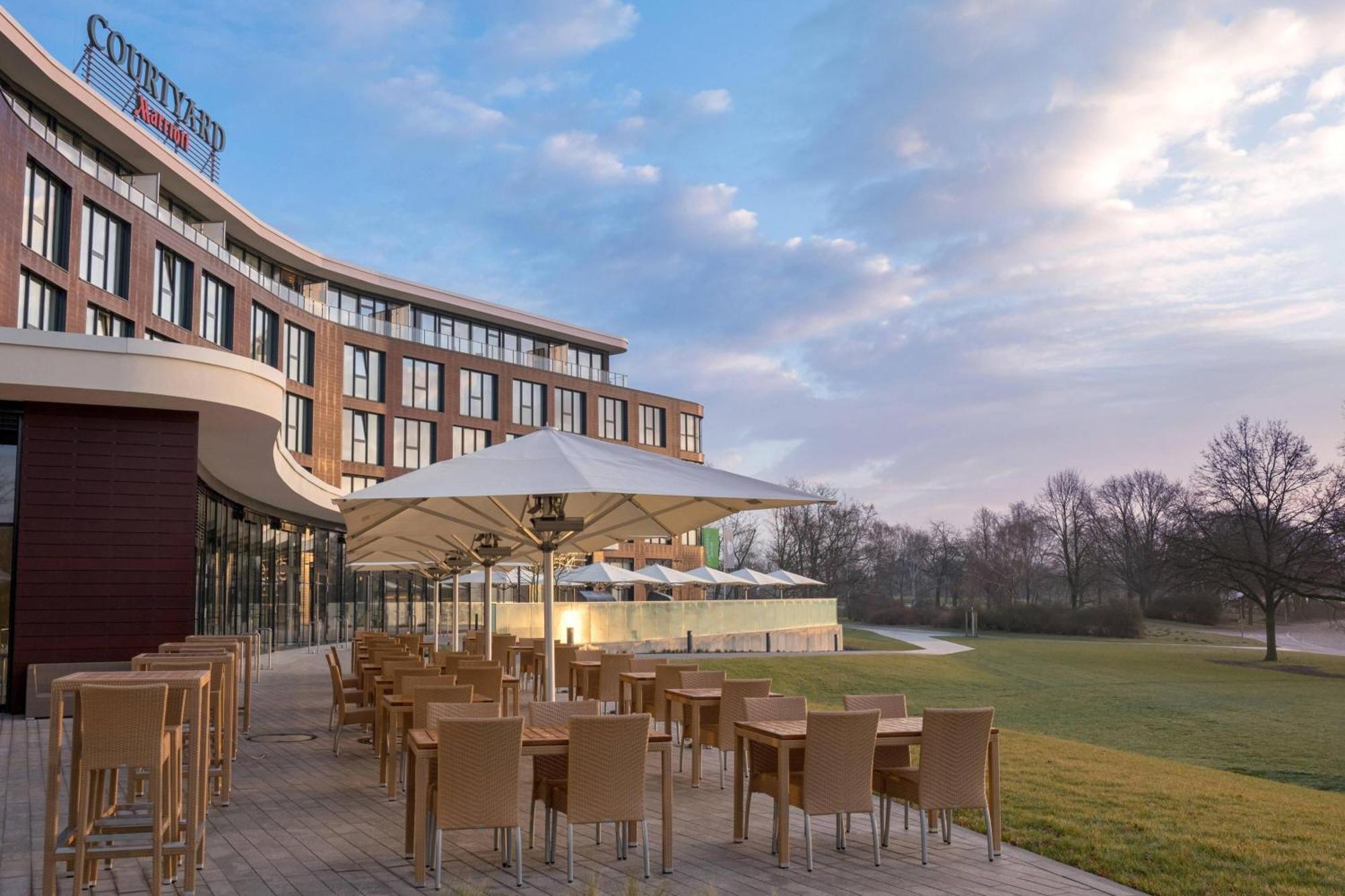 Hotel Courtyard By Marriott 4*