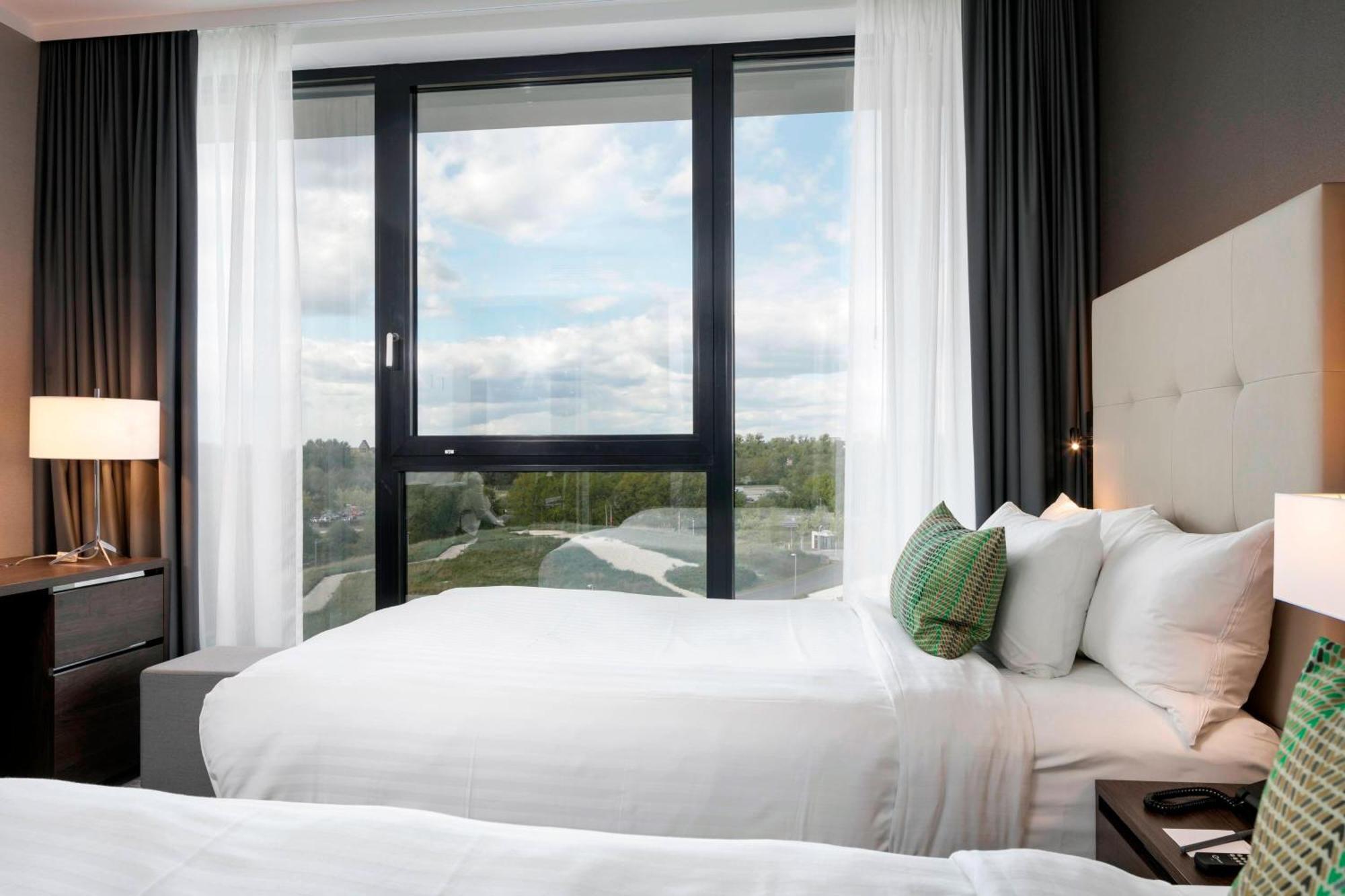 Courtyard By Marriott 4*